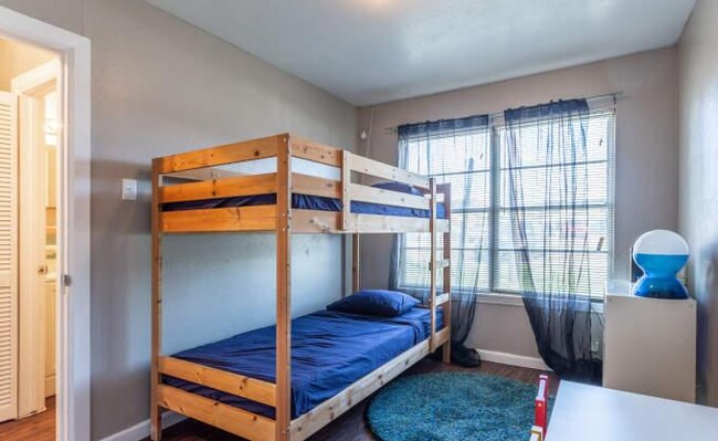 Foto del edificio - 1 bedroom in Houston TX 77012