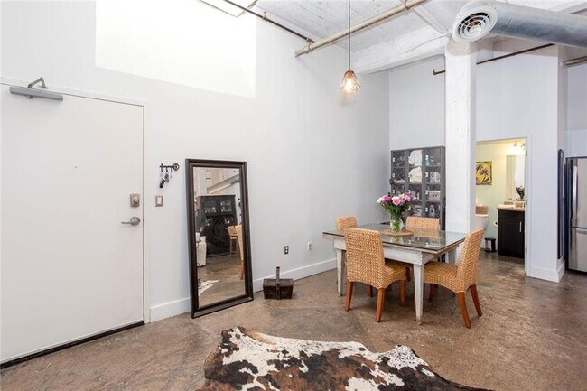 Foto del edificio - 659 Auburn Ave NE
