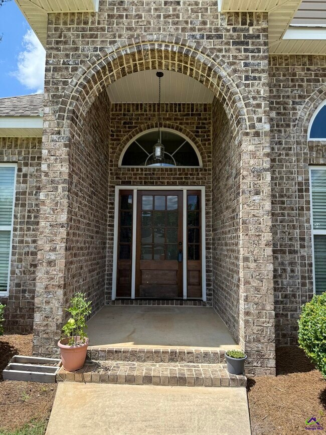 Foto del edificio - 616 Amberley Ct
