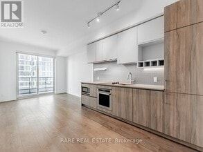 Building Photo - 950-5950 Portage Pkwy