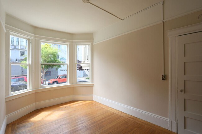 Building Photo - 413 Fair Oaks Street