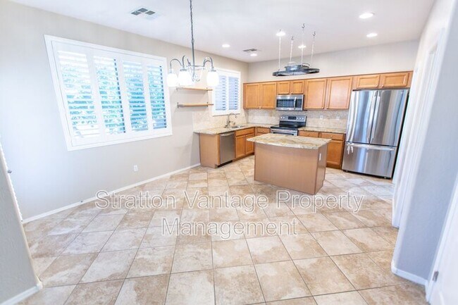 Foto del edificio - 17441 W Woodrow Ln