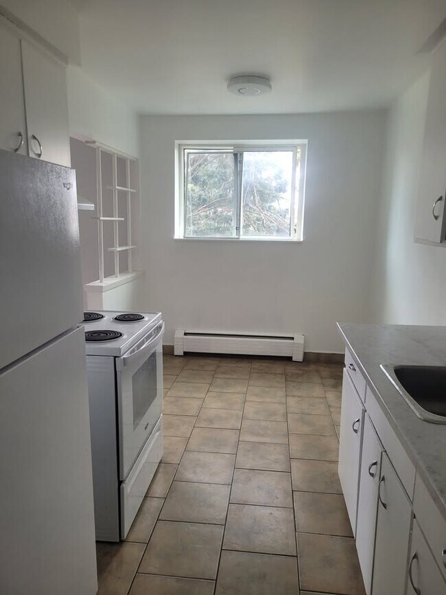 Photo du bâtiment - 16 Austin Dr