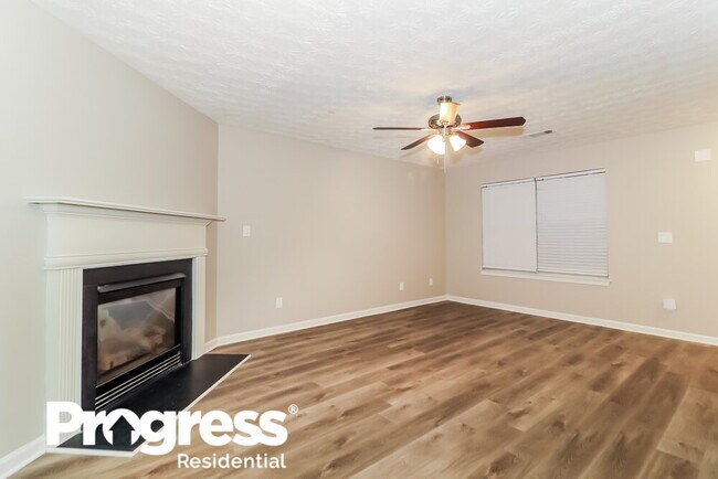 Building Photo - 399 Spring Head Dr SE