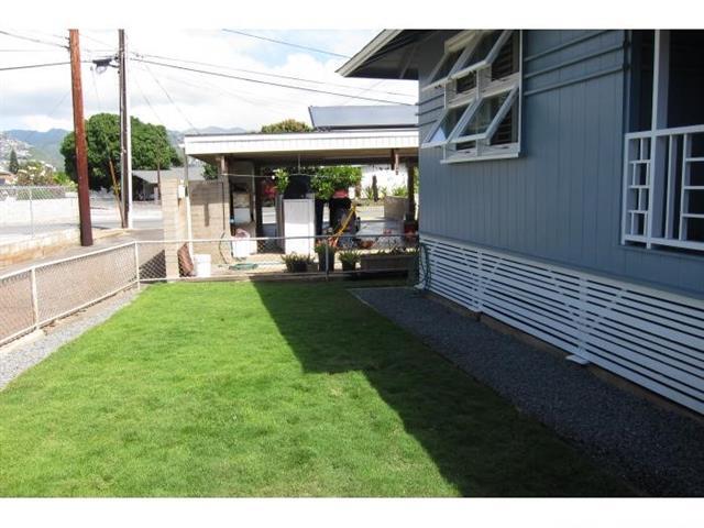 Building Photo - 4197 Huanui St