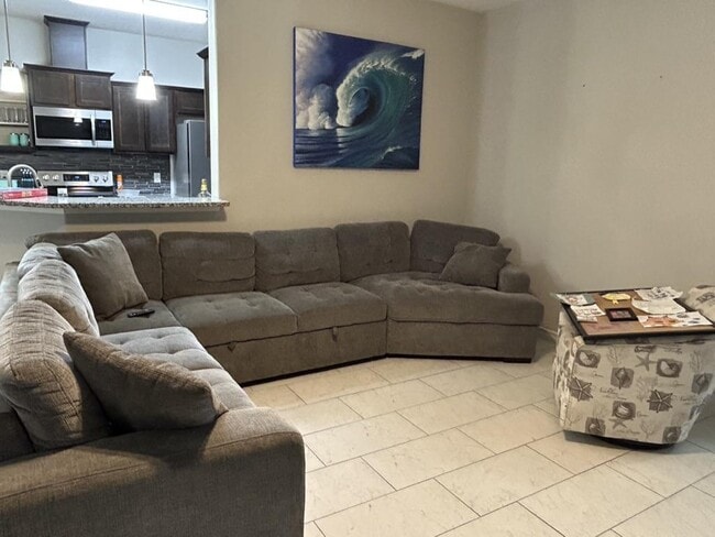 Building Photo - 1989 Admiral Ln