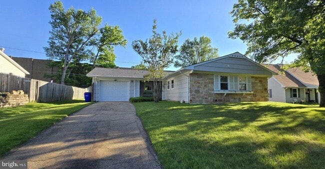 Building Photo - 12617 Heming Ln
