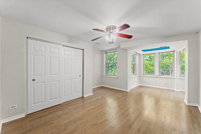 Foto del edificio - 2 bedroom in Chicago IL 60630