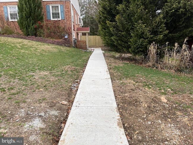 Building Photo - 2016 Gatewood Pl