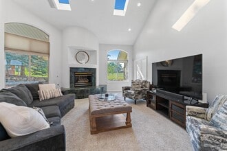 Building Photo - 2586 E 6710 S