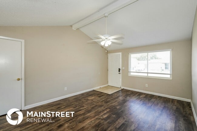 Building Photo - 6805 Matilda Ct