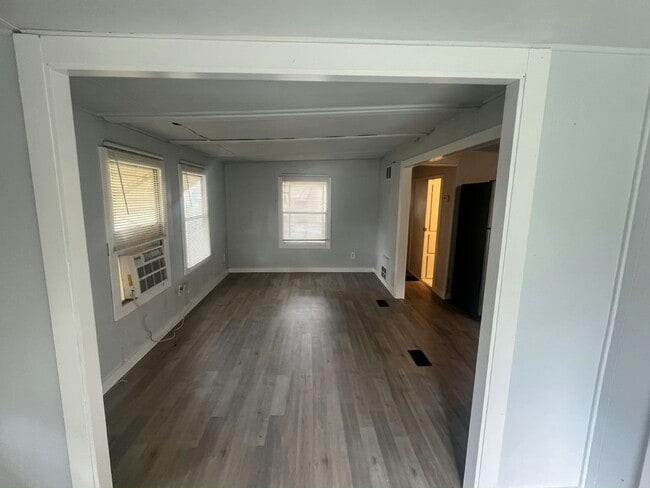 Foto del edificio - 2208 Chicago Cubs St