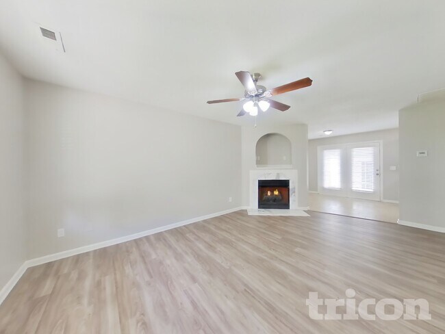 Foto del edificio - 1787 Mission Oaks St