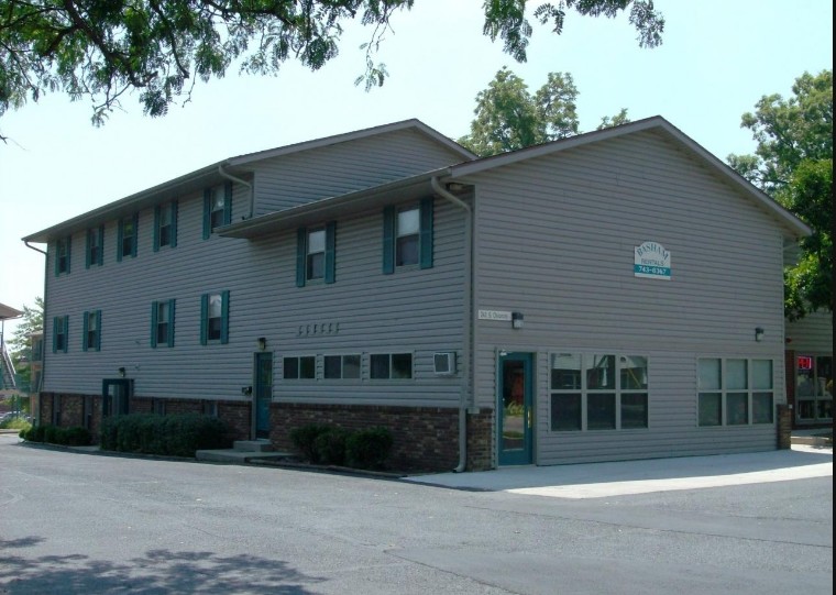 Primary Photo - 242 S Chauncey Ave