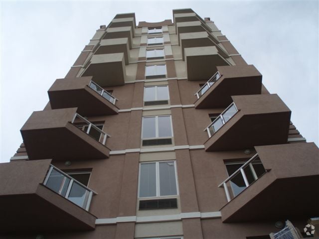 Building view - 2848 Brighton 7th St