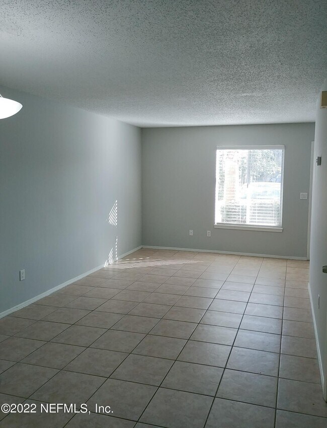 Foto del edificio - 887 8th St S