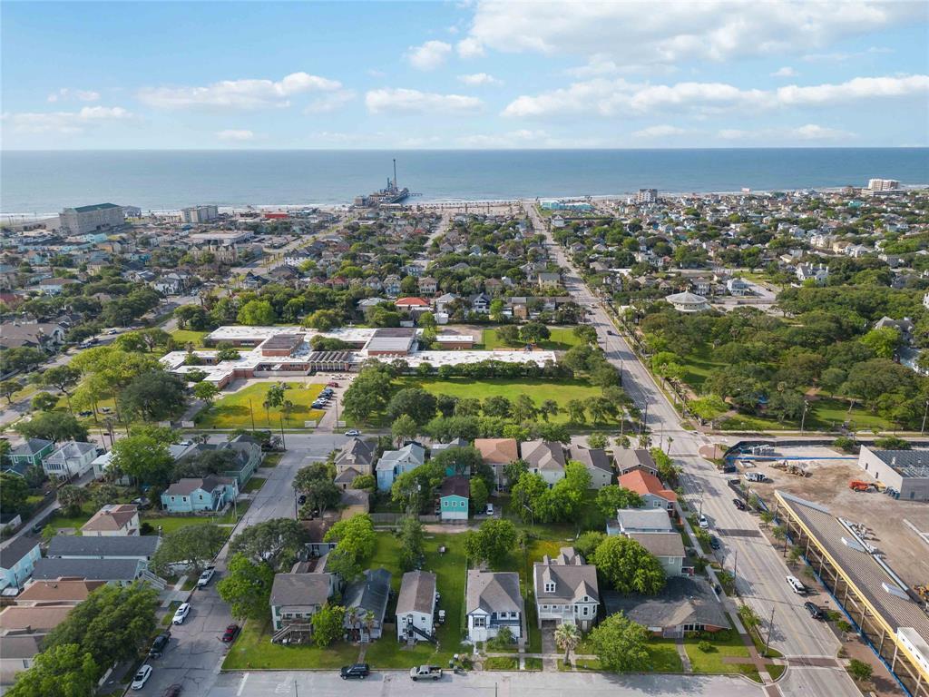 Foto principal - 2617 Avenue M 1/2