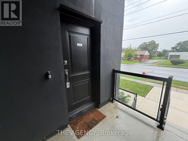 Building Photo - 7277 Wilson Crescent