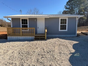 Building Photo - 4455 Friendship Rd