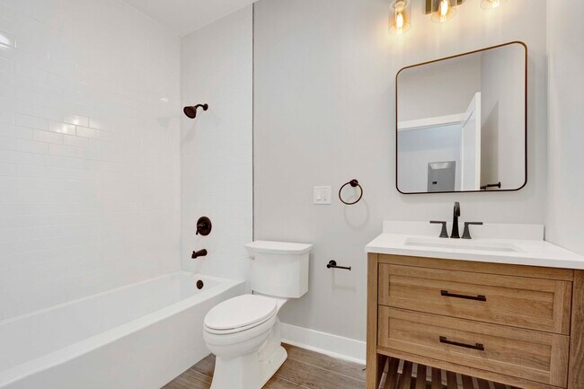 Foto del edificio - 1956 W 21st Pl