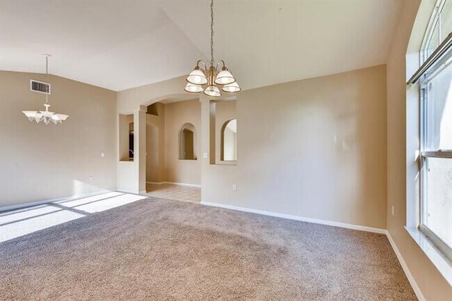 Building Photo - 2733 Brookville Dr, Valrico, FL, 33596