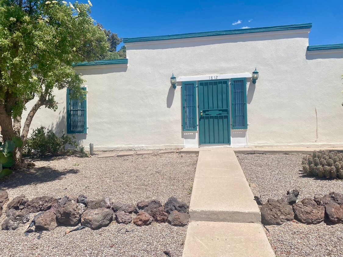 Foto principal - 1812 Pomona Dr