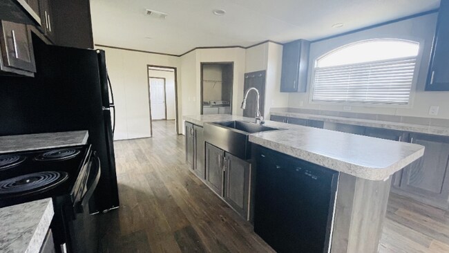 Building Photo - 2804 Halite Bend