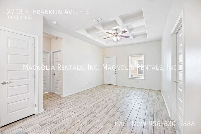 Foto del edificio - 2713 E Franklin Ave