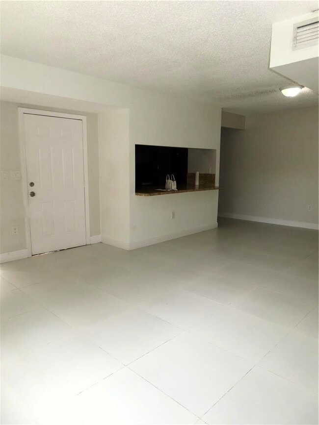 Foto del edificio - 13894 SW 65th Ter