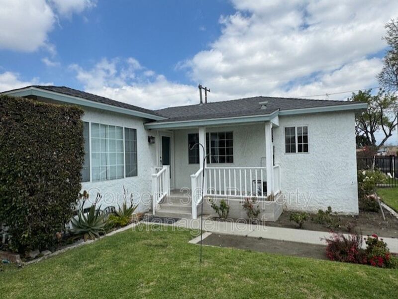Foto principal - 5259 Ledgewood Rd