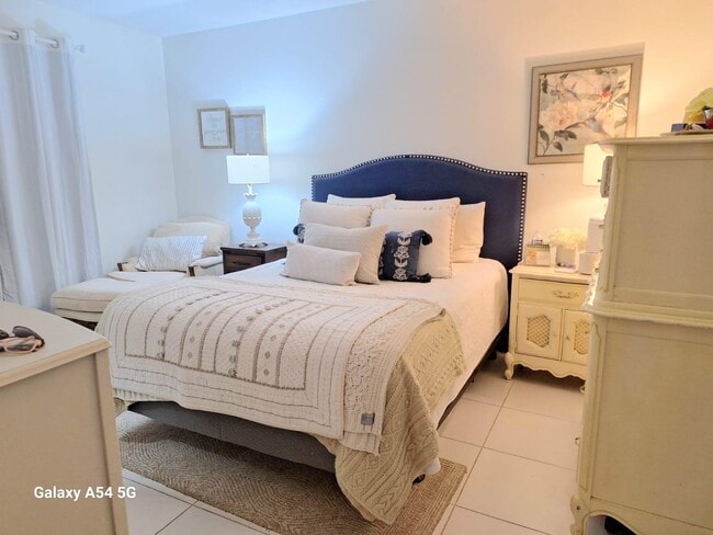 Building Photo - 500 1st Ave S