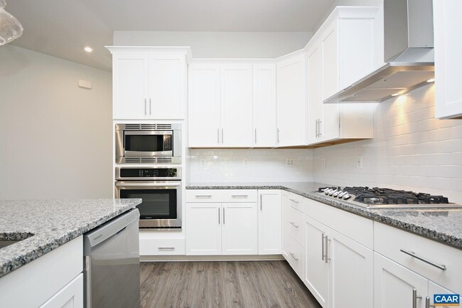 Building Photo - 3642 Moffat St