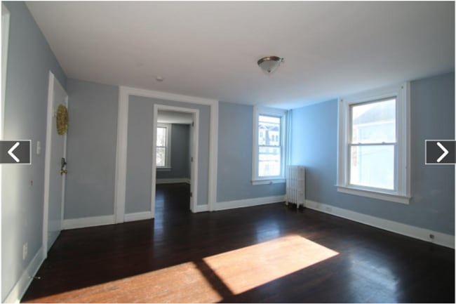 Building Photo - 54 Kensington St