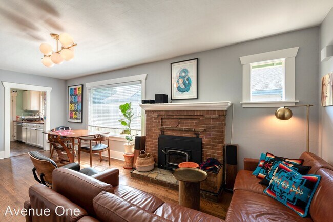 Foto del edificio - 3 br, 2 bath House - 521 N 84th St