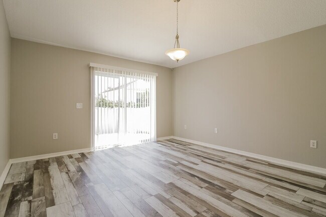 Foto del edificio - 2114 Nicollett Way
