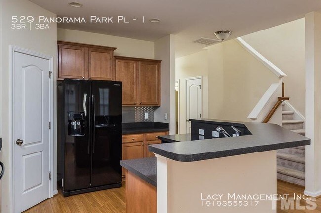 Building Photo - 529 Panorama Park Pl