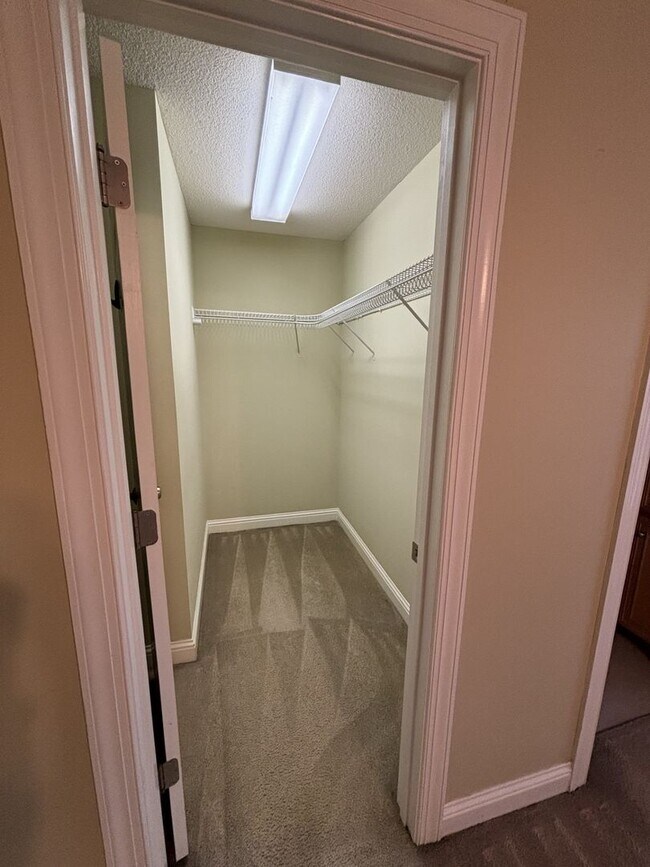 Building Photo - Beautiful 3Bedroom/2Bath Home for Rent!!