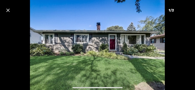 Photo - 704 Wilshire Dr House