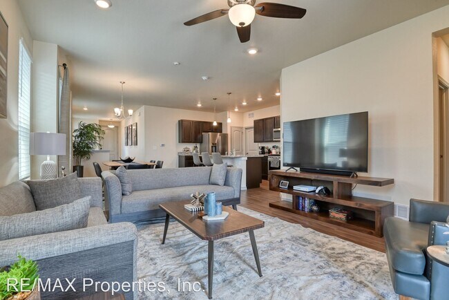 Foto del edificio - 4 br, 3 bath House - 5725 Heathland Terrace