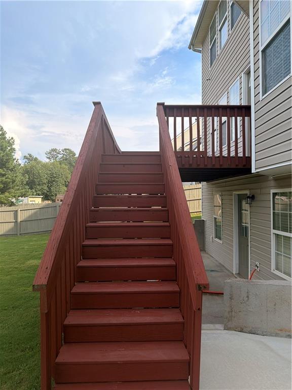 Building Photo - 3390 Rozena Way