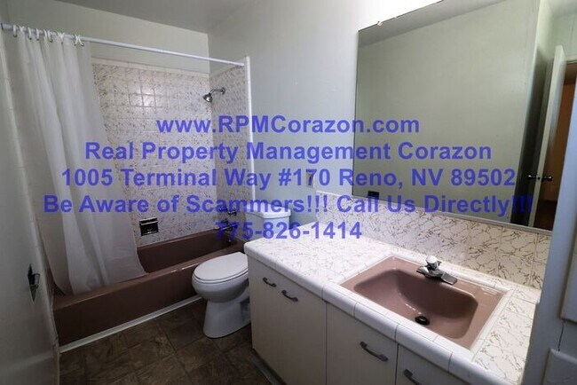 Building Photo - 75 Locust St