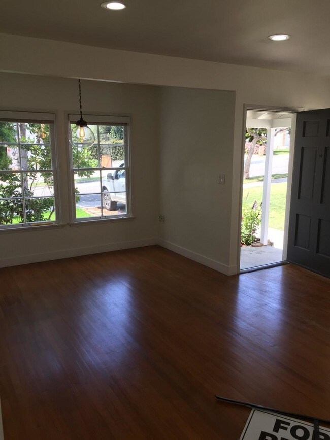 564 S Helberta Ave, Redondo Beach, CA 90277 House for Rent in Redondo