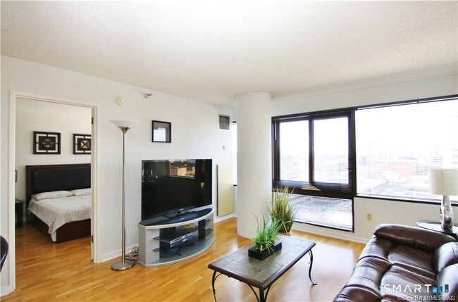 Foto del edificio - 127 Greyrock Pl