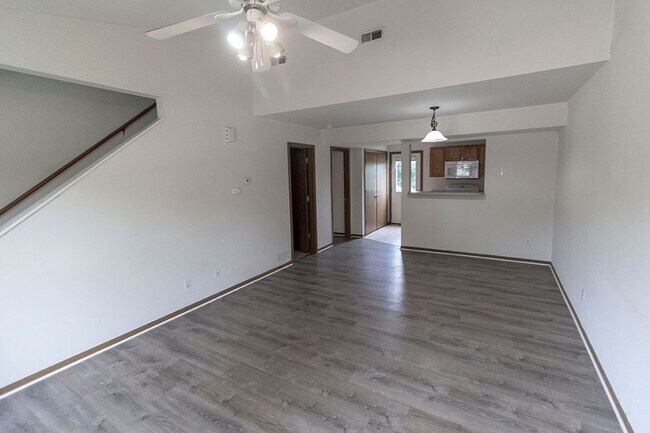 Foto del edificio - 3609-3611 Zinnia Dr.