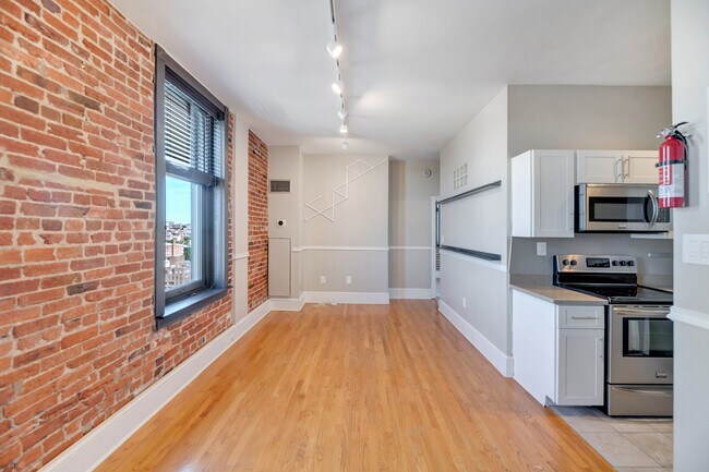 Foto del edificio - 1615 Q St NW