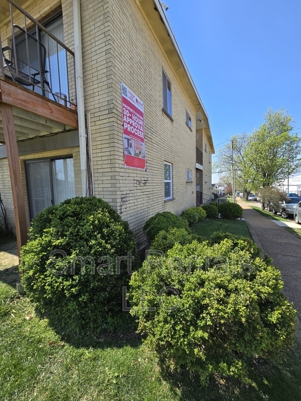 Building Photo - 4300 Fairview Ave