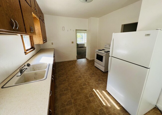 Foto del edificio - 601 12th Ave NE