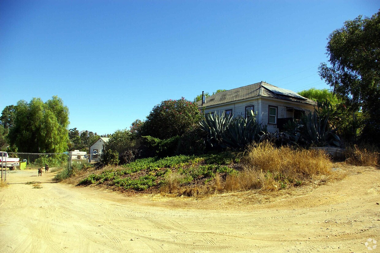 Primary Photo - Glenview Mobile Lodge