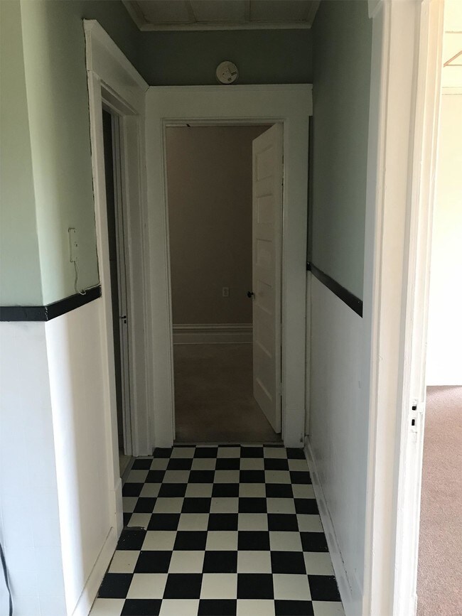 Building Photo - 401 Conewango Ave - 2