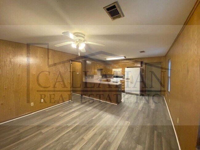 Foto del edificio - 709 W 36th St